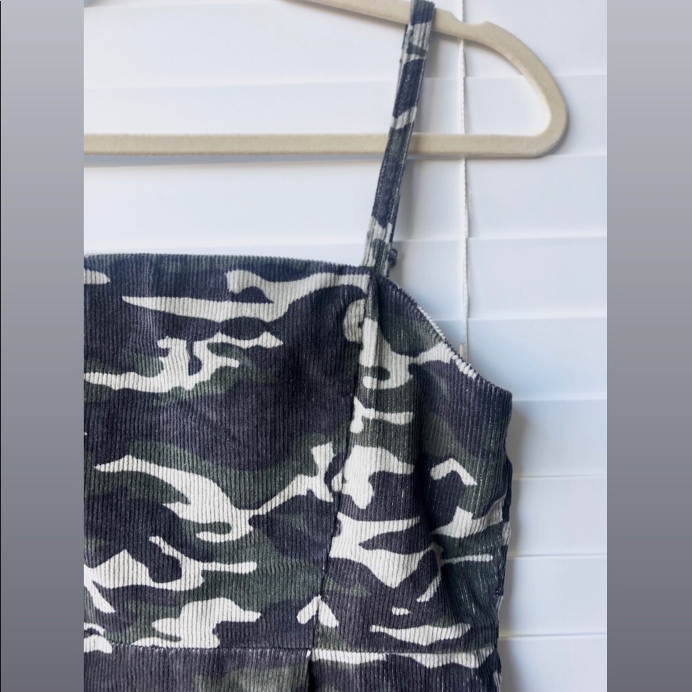 NWT ASOS Camo Print Corduroy Dress Size 6 - Picture 6 of 8